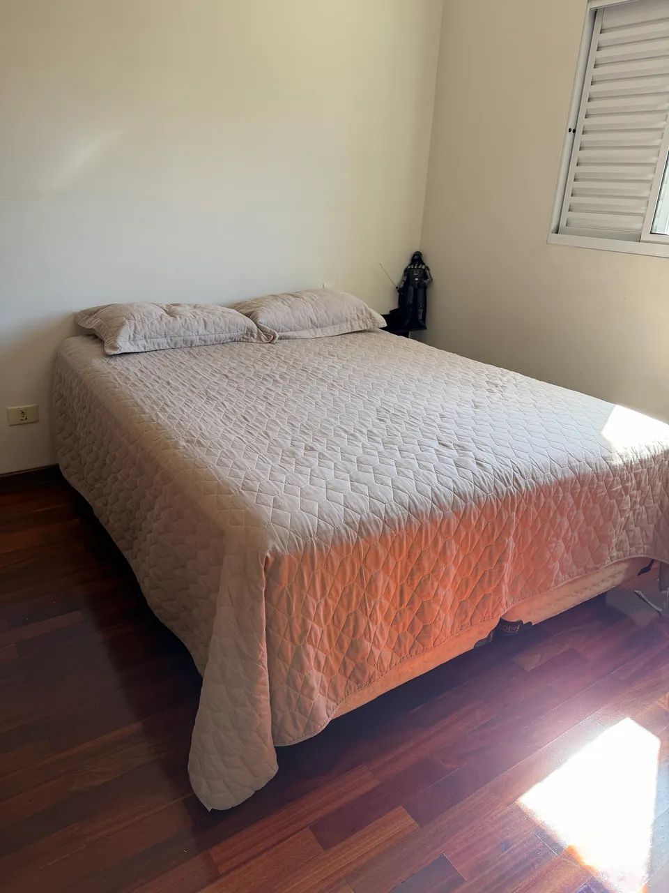Cama queem size box 