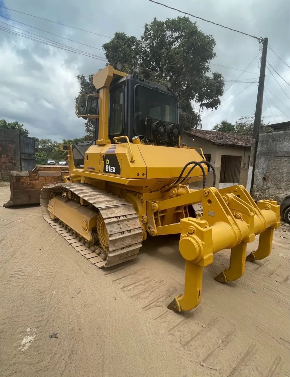 2012 Trator de Esteira Komatsu D61 Ex - Foto 3