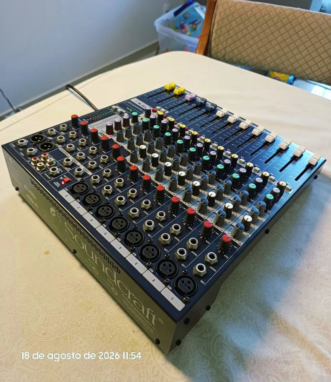 Mesa de Som Soundcraft EFX8 | Sem Detalhes  - Foto 4