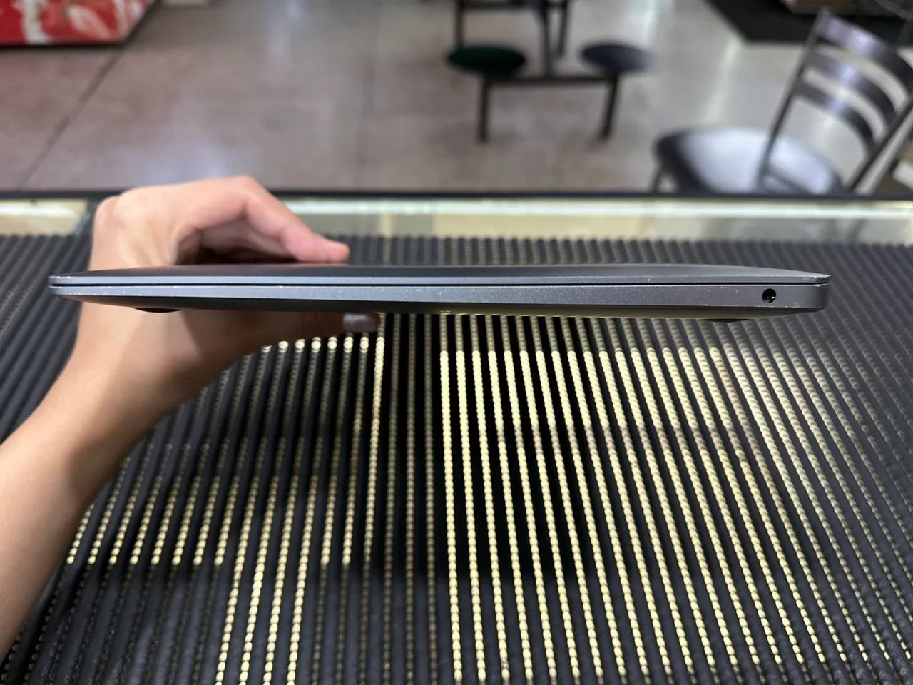 MacBook Air M1 512Gb 8Ram 81% - Garantia - Loja física - Notebooks