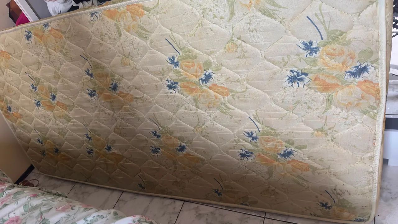 colchão em ótimas condições - Foto 2