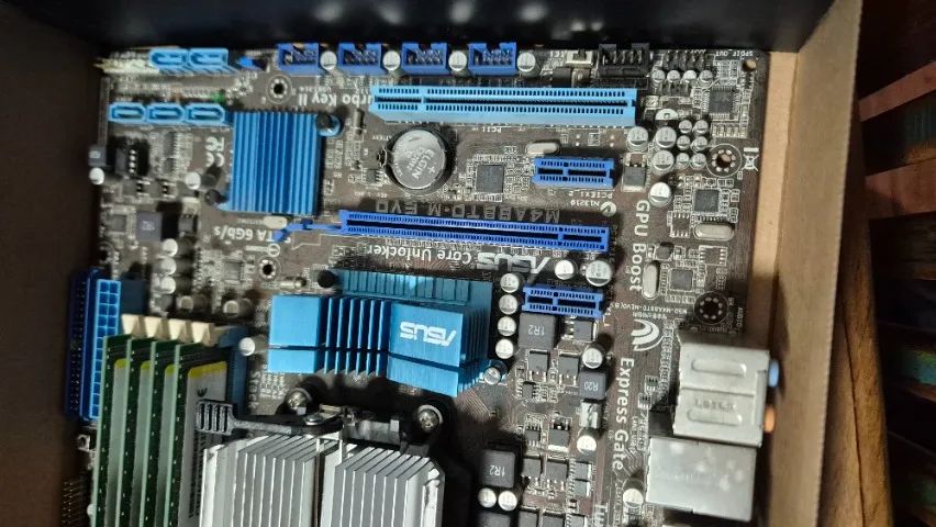 KIT Motherboard, CPU, RAM (usado) - Foto 4