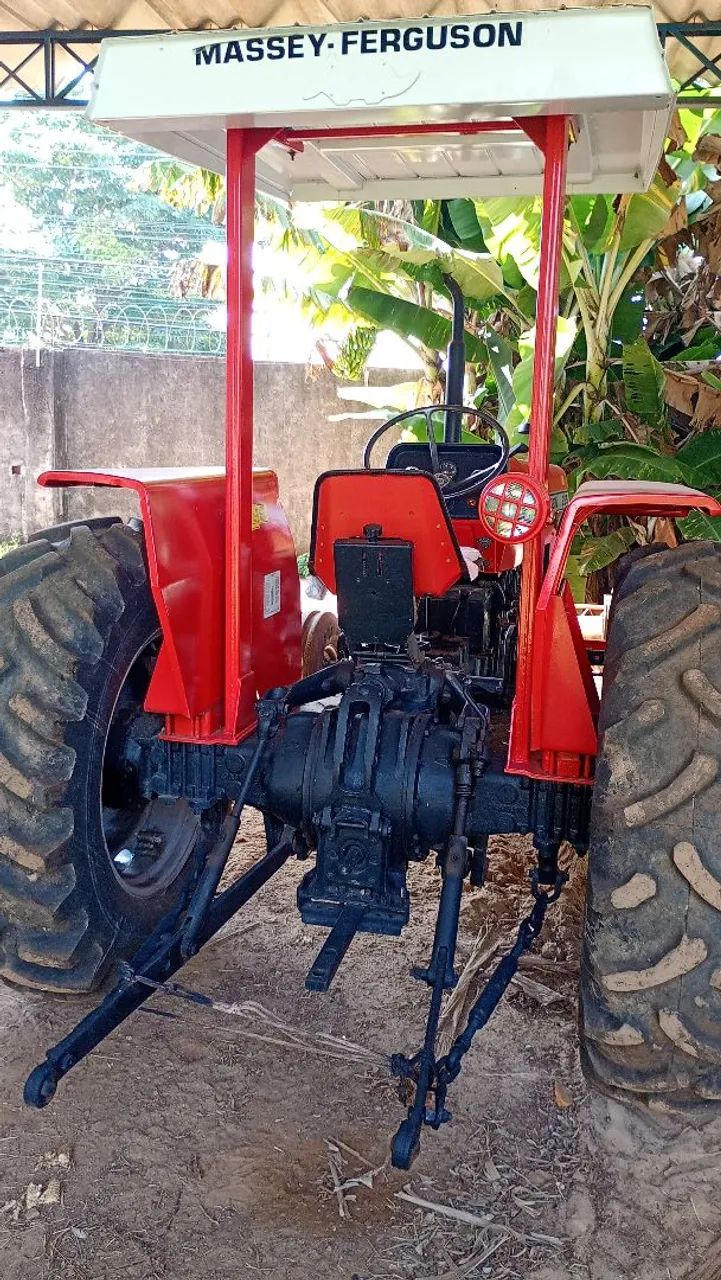 Trator Massey Ferguson 