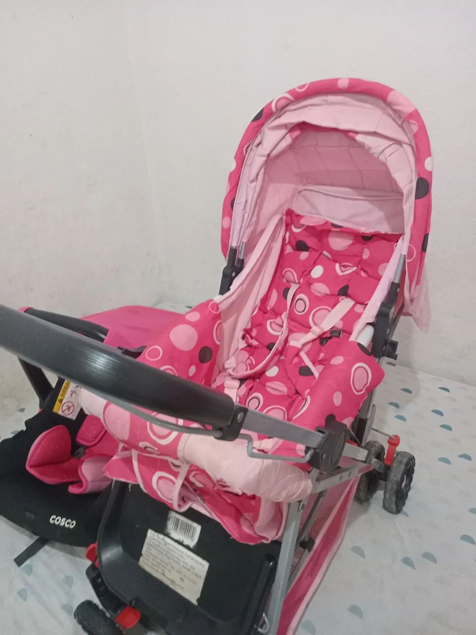 Carrinho de bebê e bebê conforto  - Foto 3