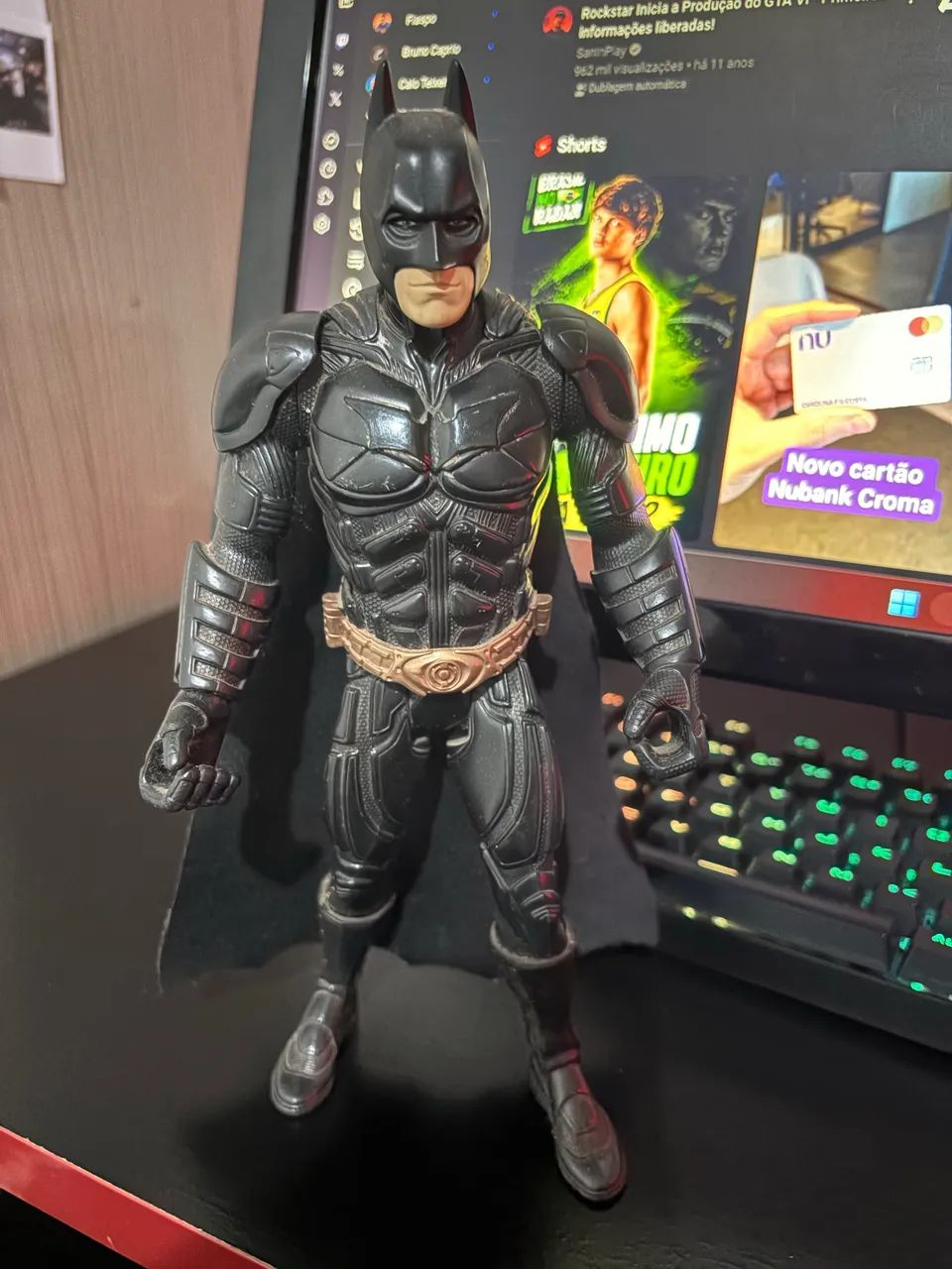 Boneco Batman Cavaleiro das Trevas ORIGINAL MATTEL 2011 - Foto 2