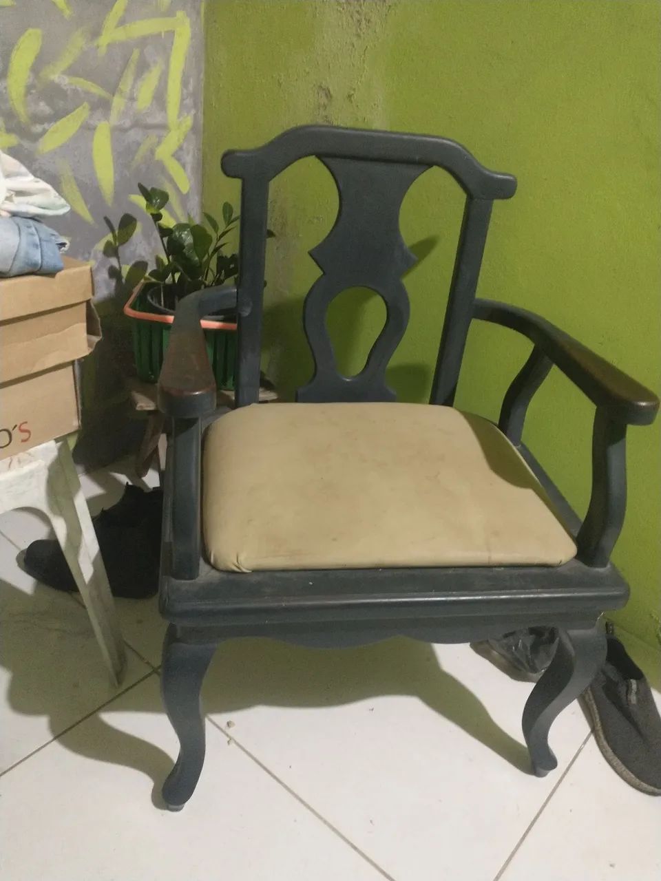 Cadeira antiga  - Foto 2