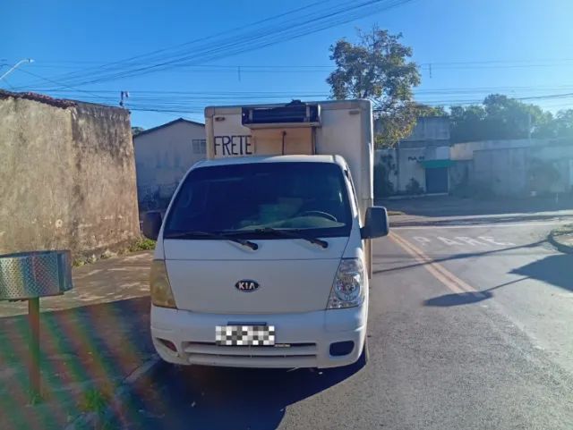 Kia Bongo 2011 com Baú Refrigerado COM SERVIÇO - Foto 2