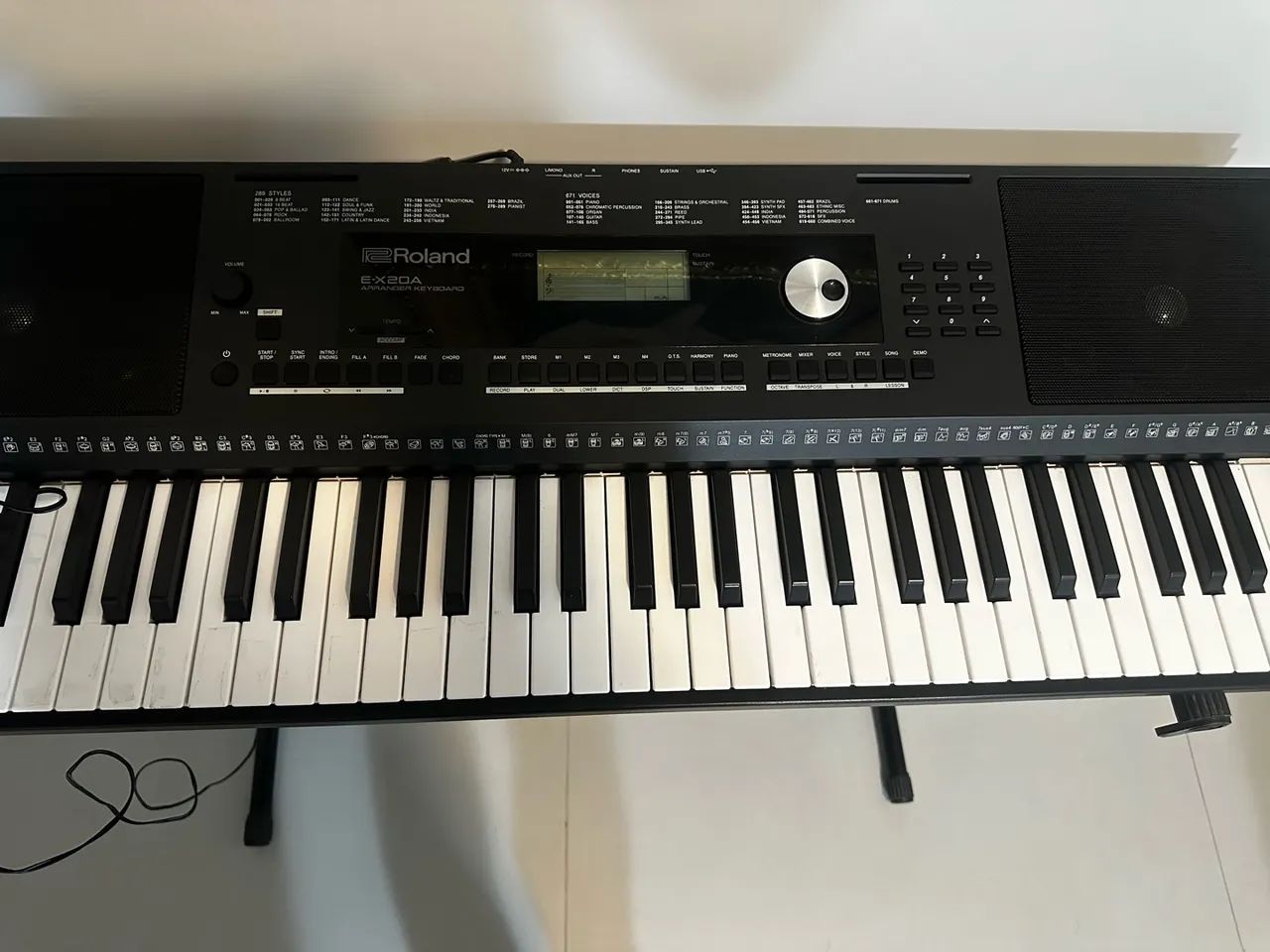 Kit teclado Roland E X20A - Foto 2