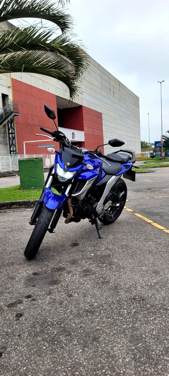 Fz25 2018  - Foto 4