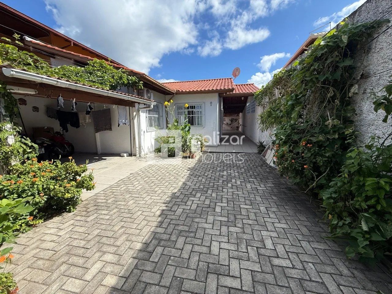 Casa 3 quartos no bairro barra da lagoa - Florianópolis