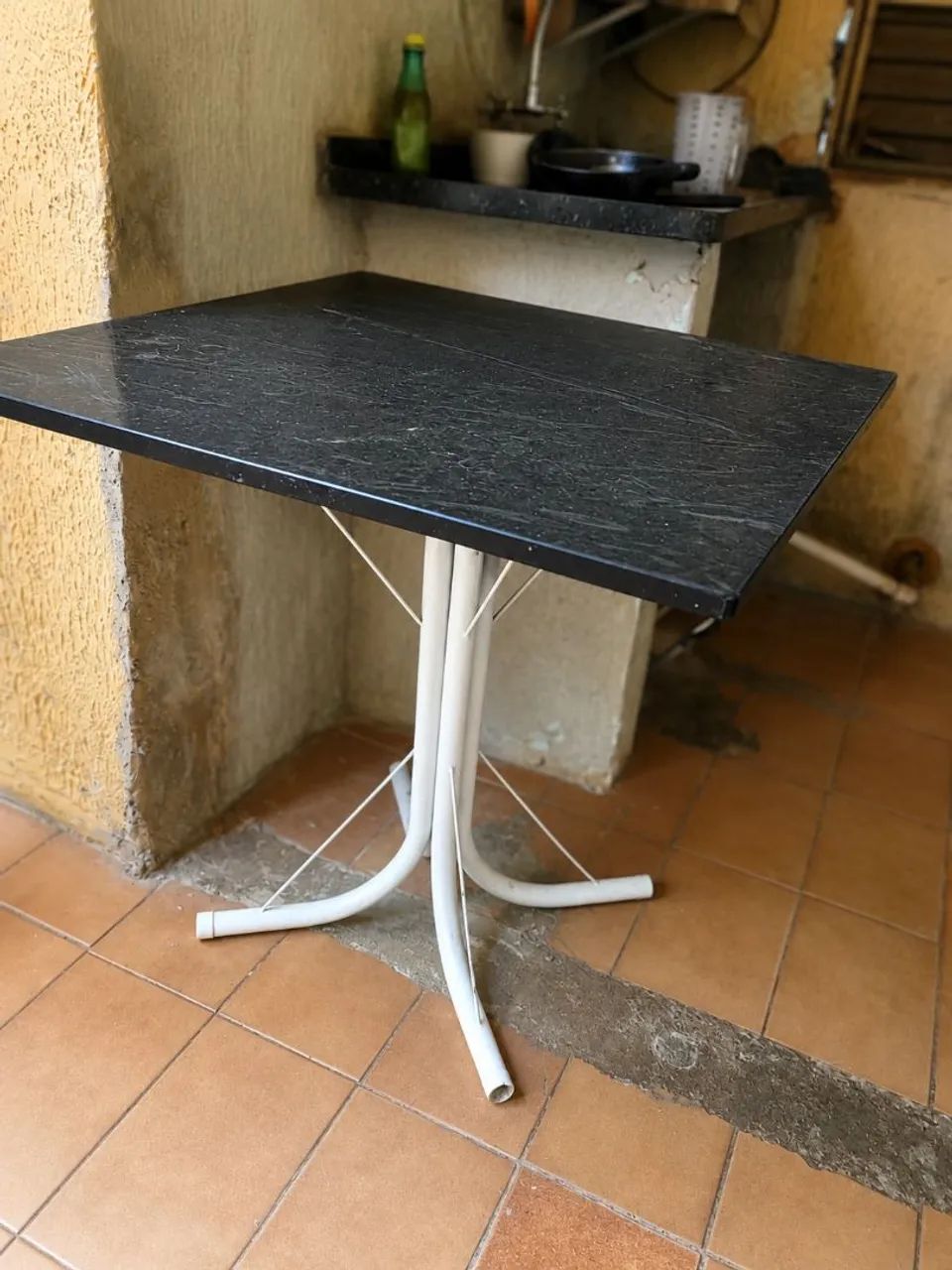 4-Seater Dining Table498181876482713601