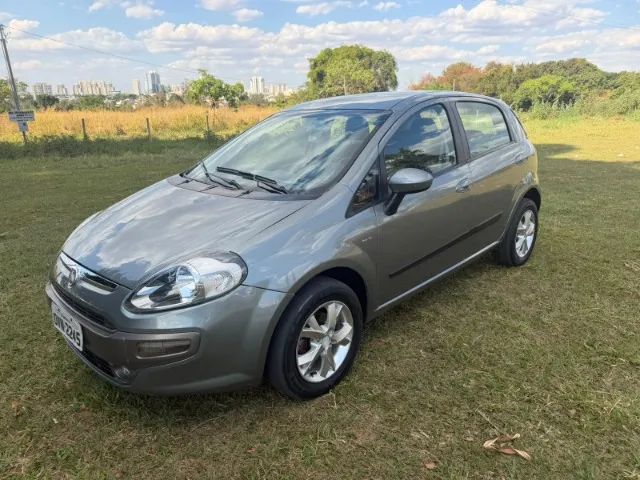 Fiat Punto Punto ESSENCE 1.6 Flex 16V 5p 2014