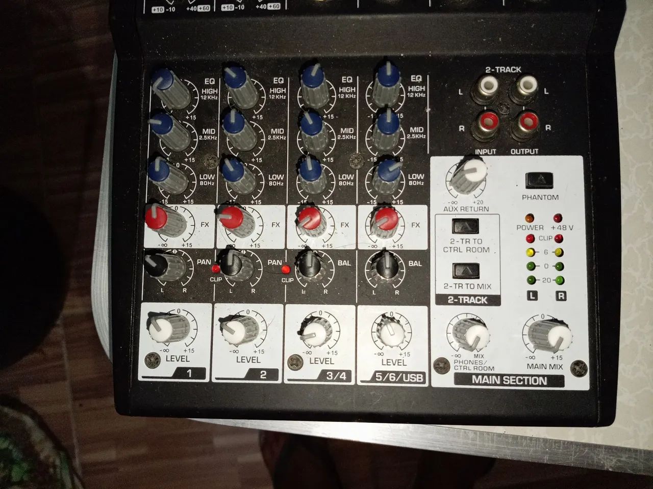 Mesa 6 canais boss - Foto 2