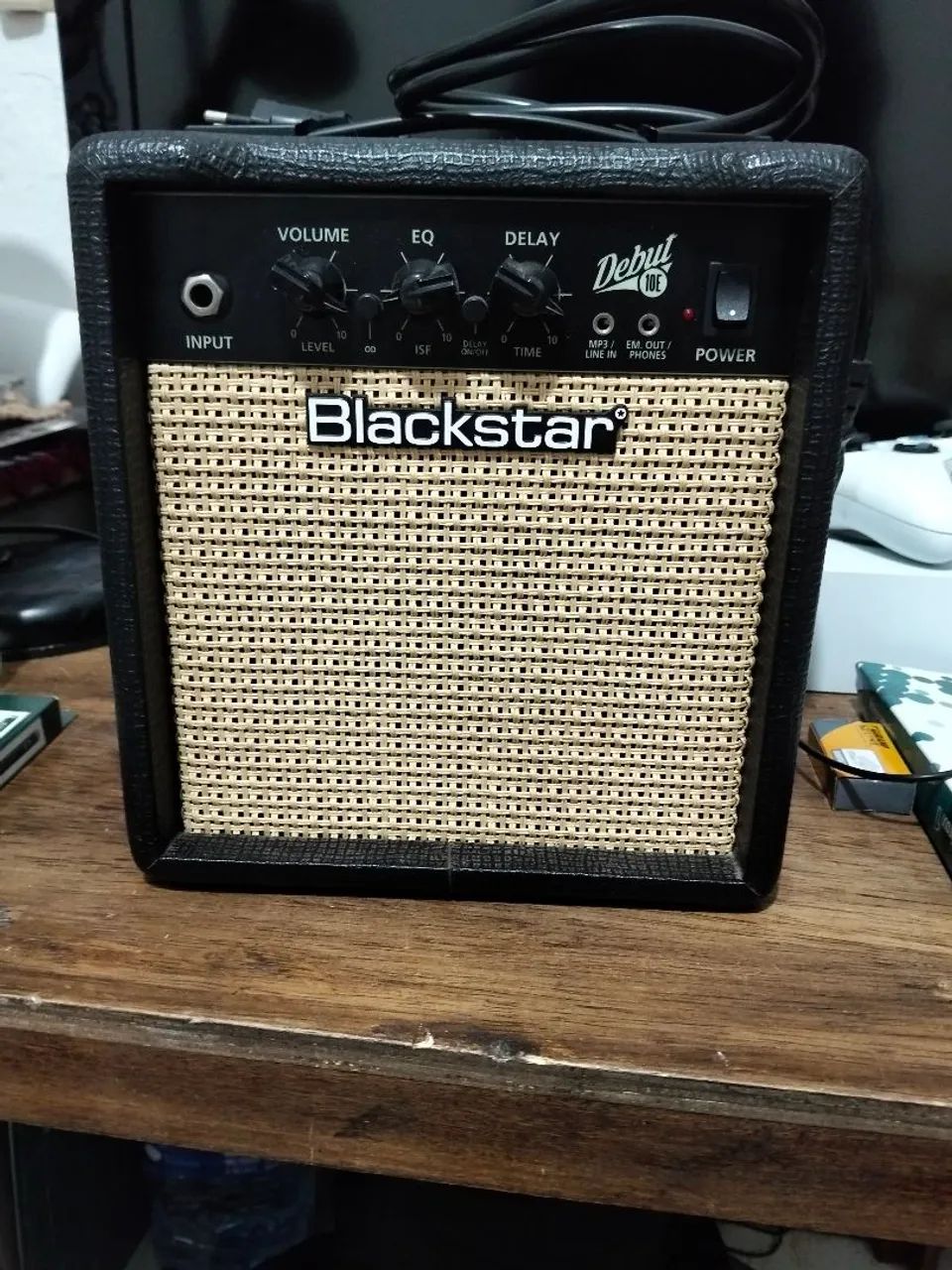 Amplificador Black Star Debut 10E