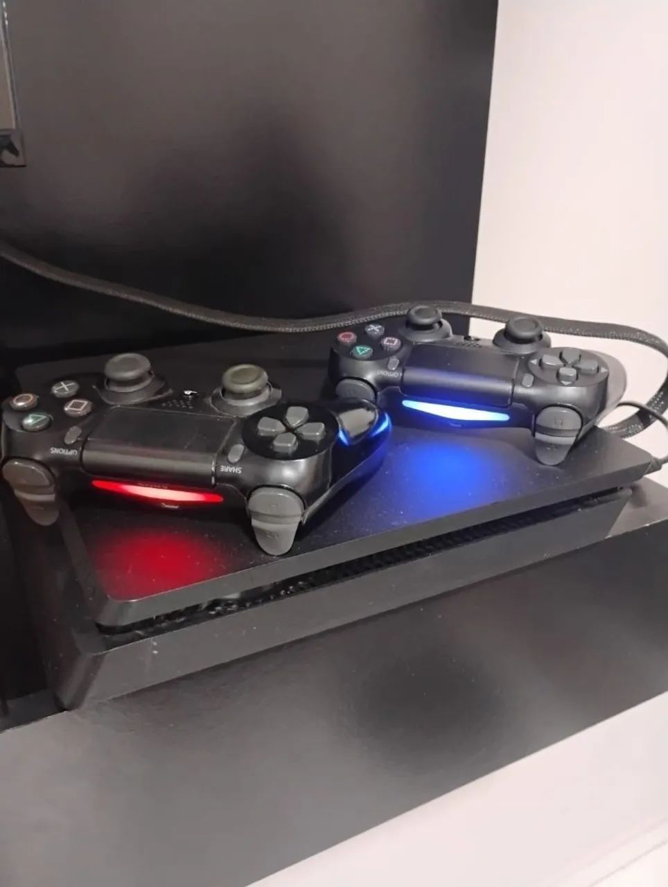 PS4 SLIM 1 TB - Foto 2