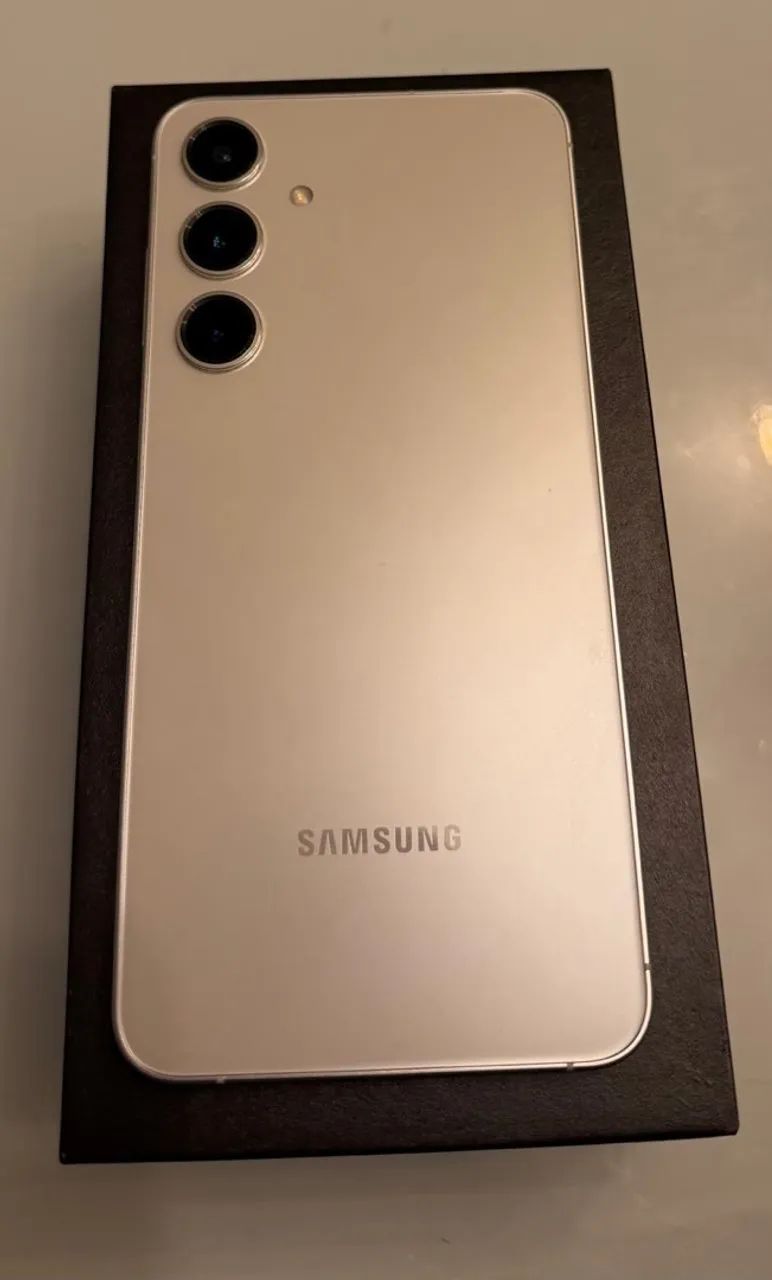Kit Samsung Galaxy S24+ + Galaxy Watch FE  - Foto 3