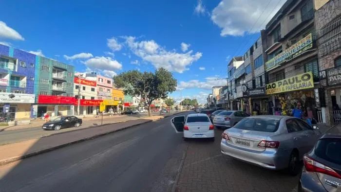 Vendo Prédio comercial com loja de 300m2 ac,ALUGADA na Avenida principal do Paranoá-DF - Foto 6