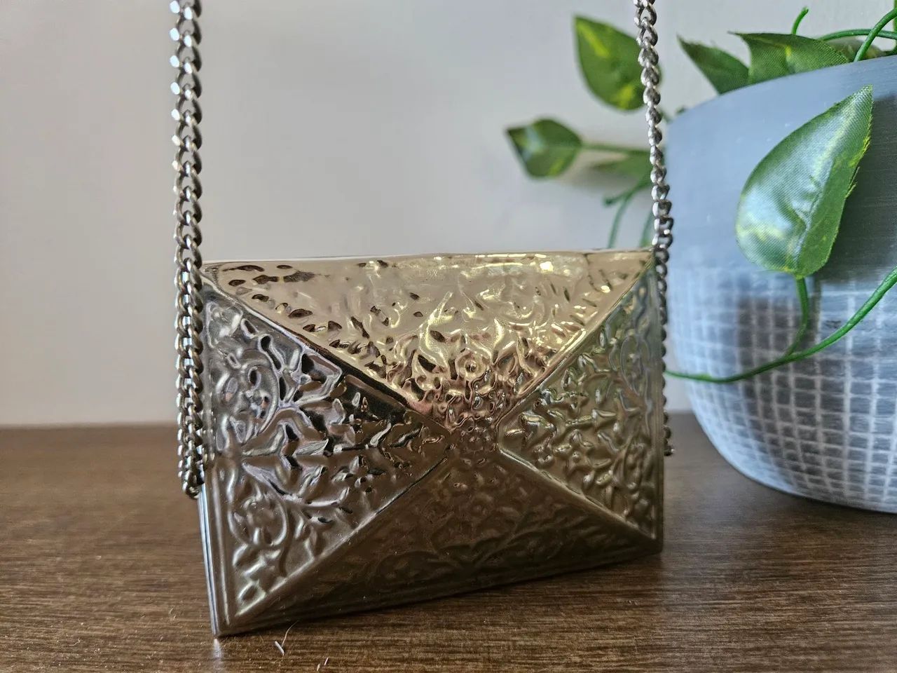 Bolsa de metal vintage ou porta jóias