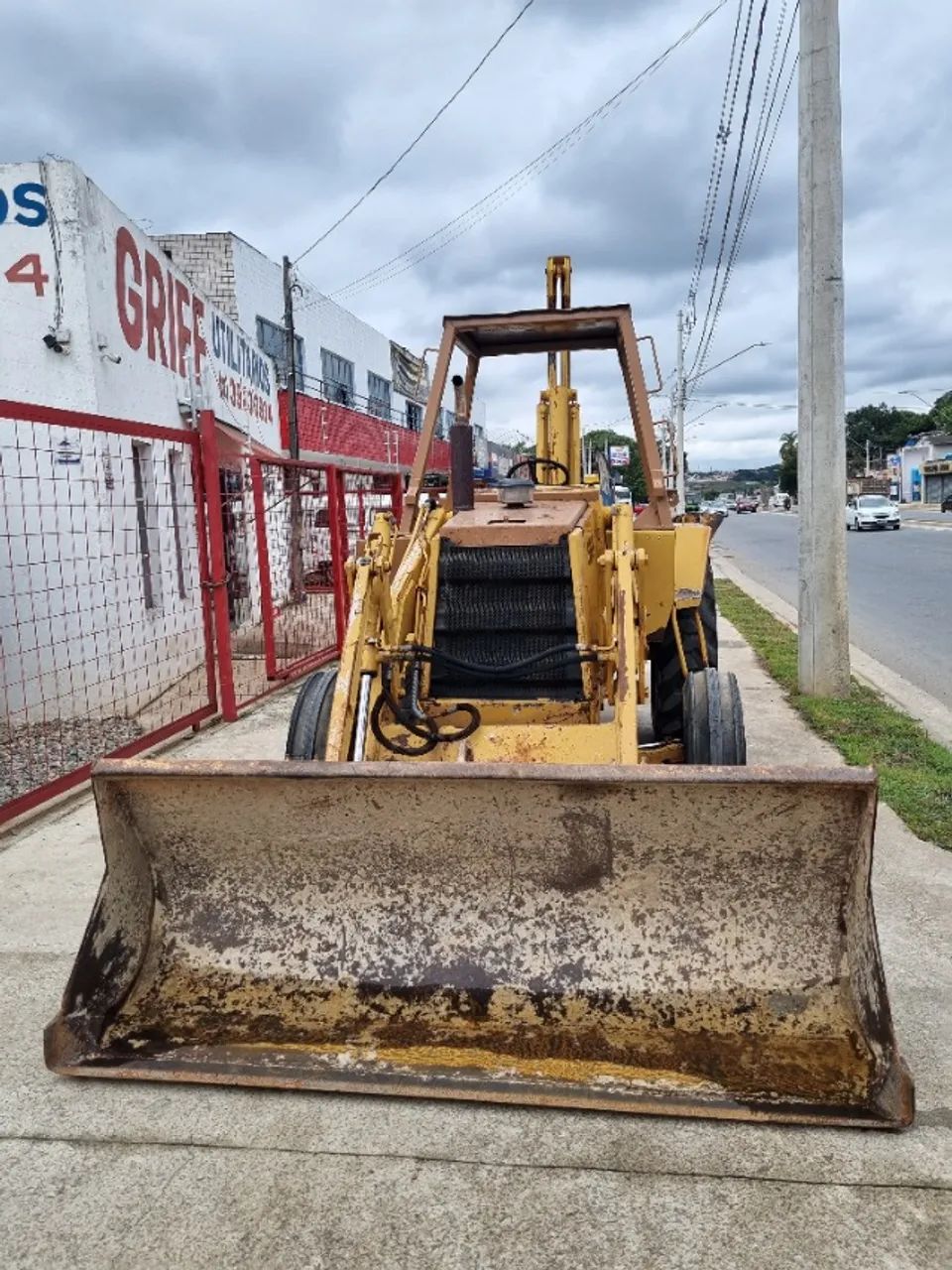 Retroescavadeira CASE 580H - Foto 4