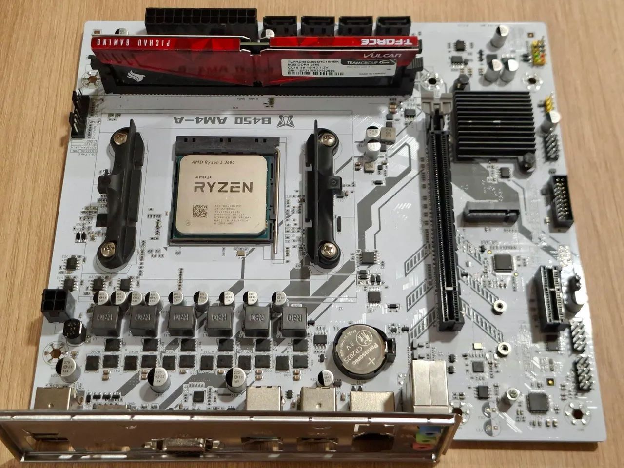 Kit AMD Ryzen 5 3600 + B450 + 8GB HyperX