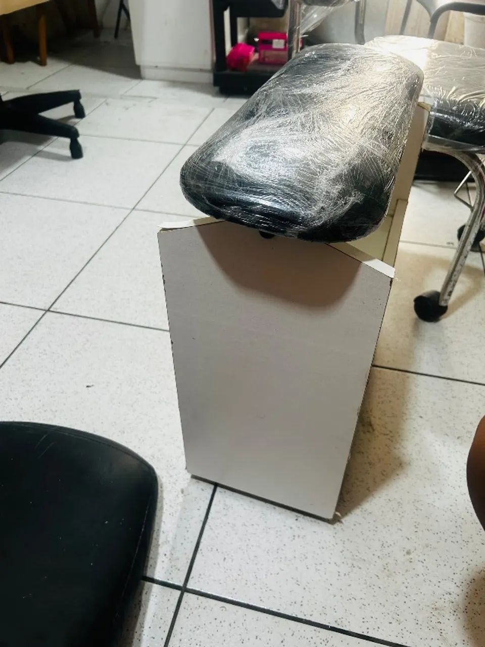 Apoio de pé para manicure  - Foto 3