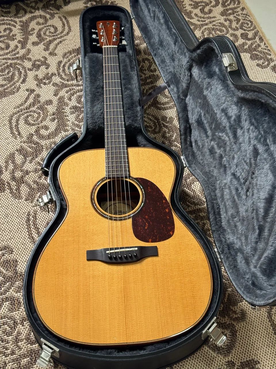 Violão Vitorios OM-18