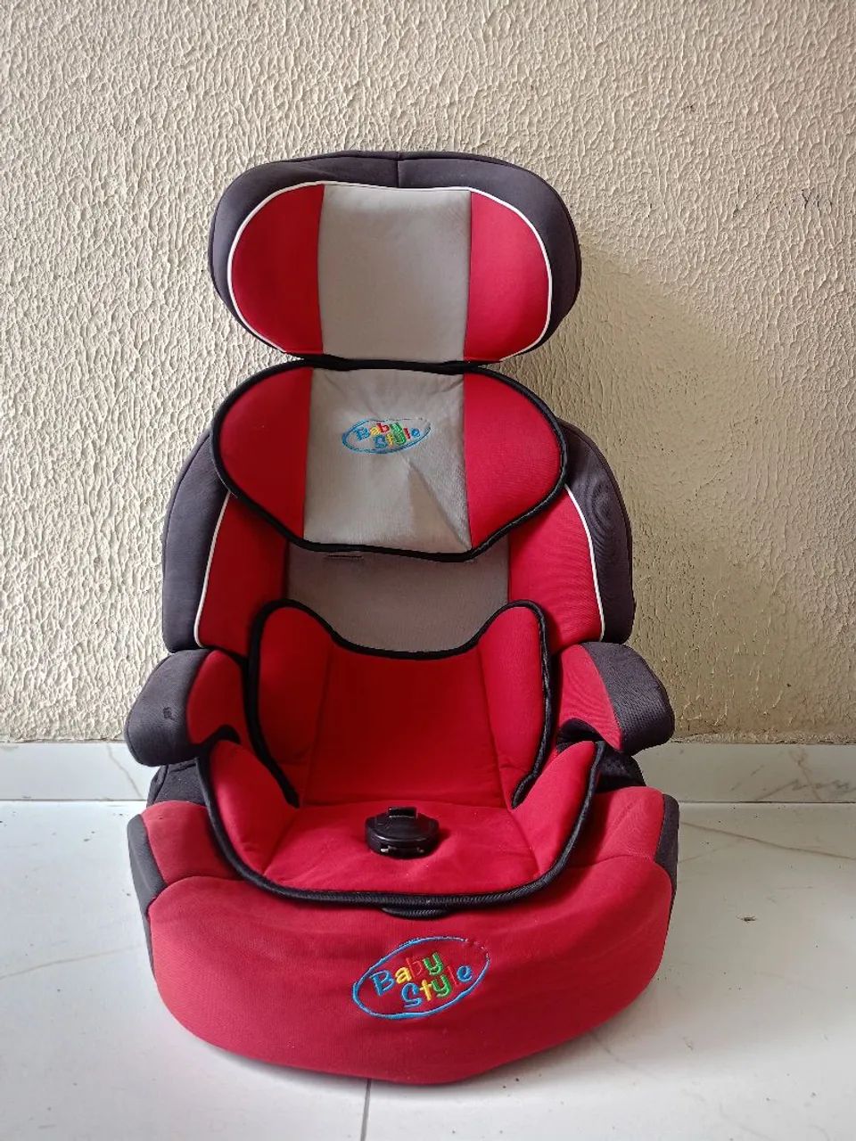 Cadeirinha/assento veicular de 4 a 8 anos