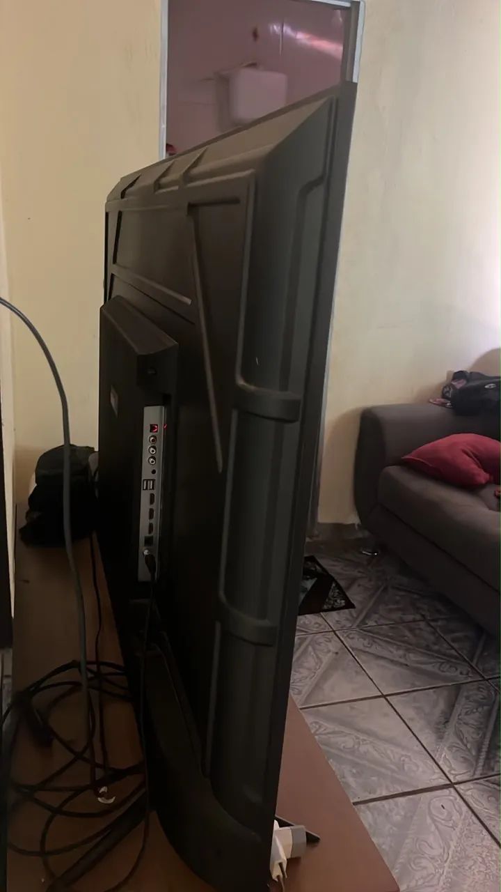 Vende-se uma televisão Philips 55 polegadas  - Foto 3