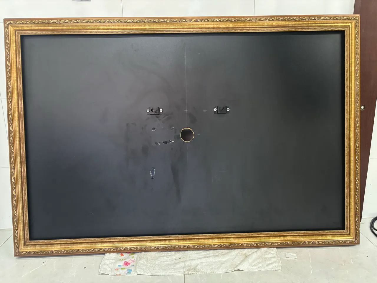 Painel em MDF com moldura clássica dourada  - Foto 2