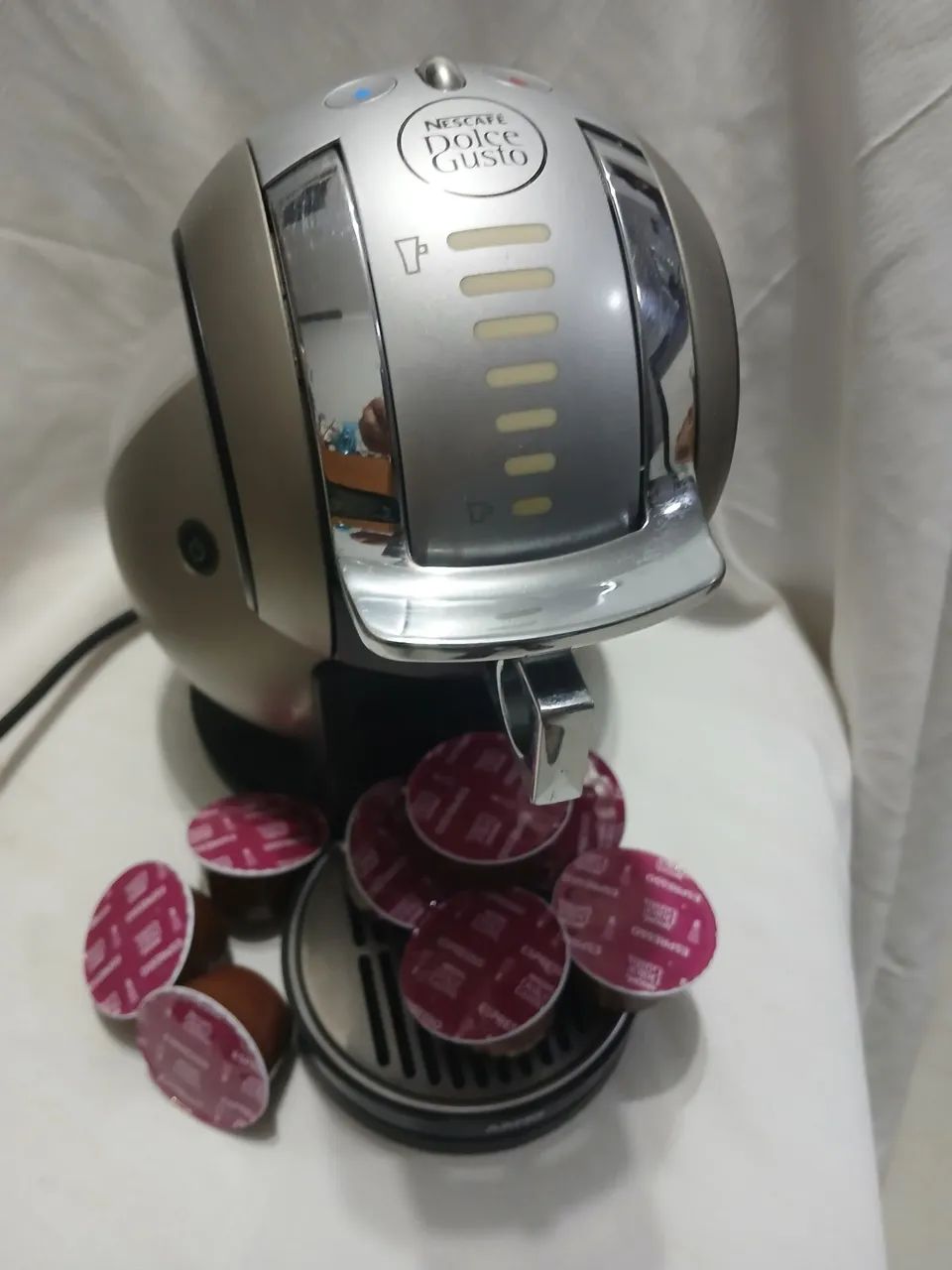 Cafeteira  dolce gusto  - Foto 3