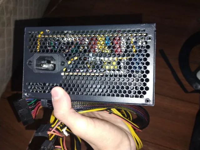 Fonte EVGA 400W 80 PLUS