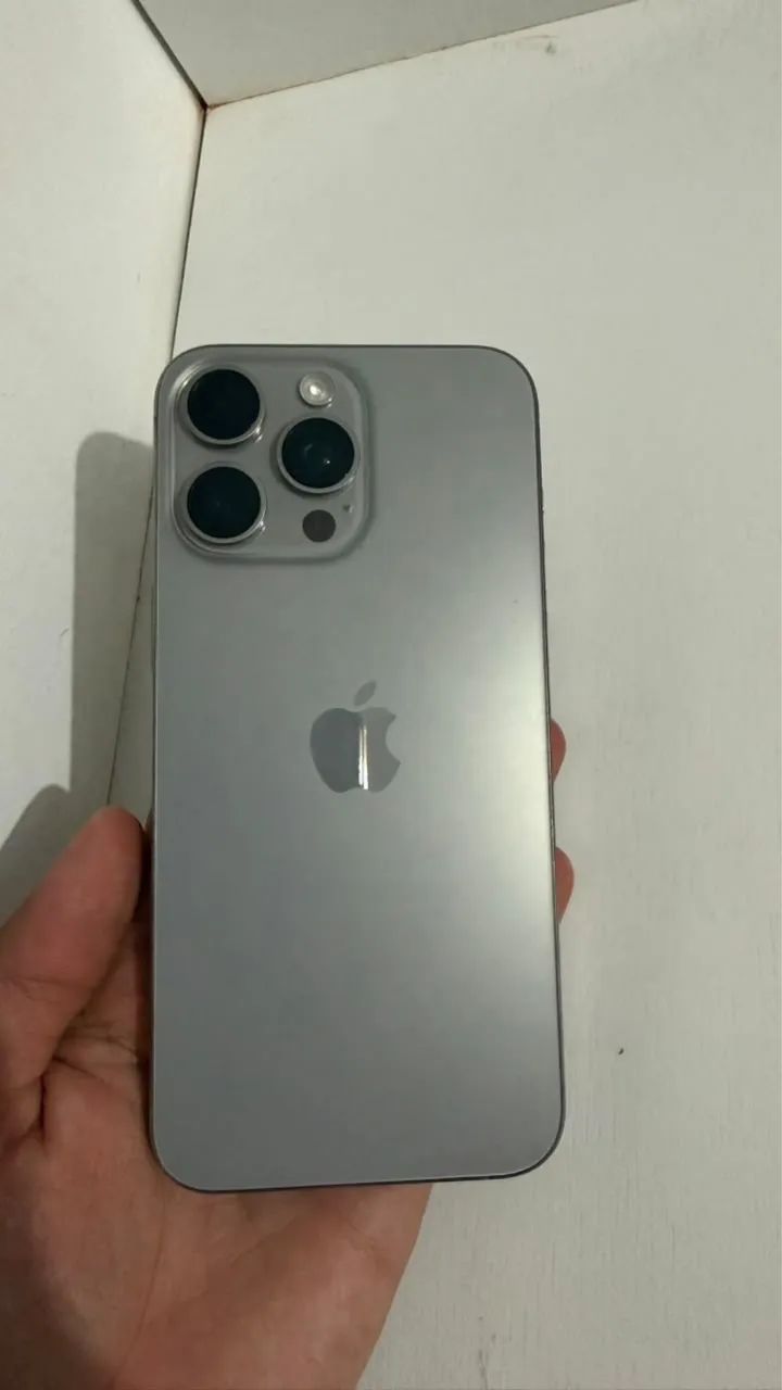 IPHONE 15 PRO MAX  - Foto 4