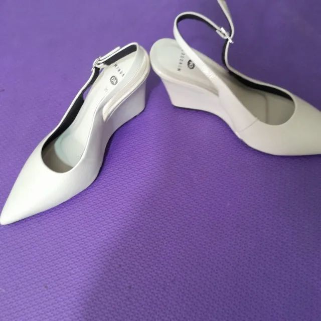 scarpin anabela- branco -N.36 -Novo  - Foto 2