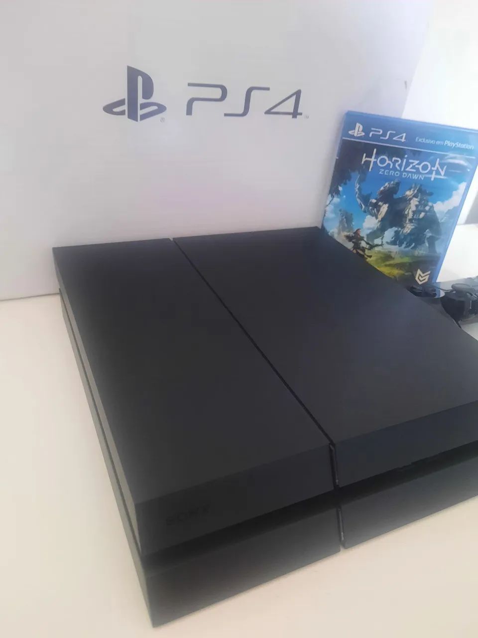 PS4 com jogo - Aceito cartão  - Foto 2
