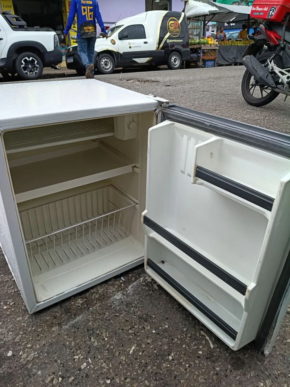 Frigobar 80 litros  - Foto 2