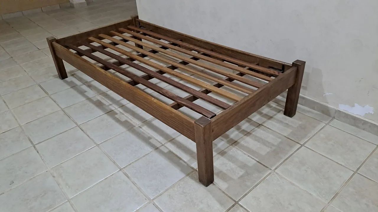 Cama solteiro madeira maciça. - Foto 4