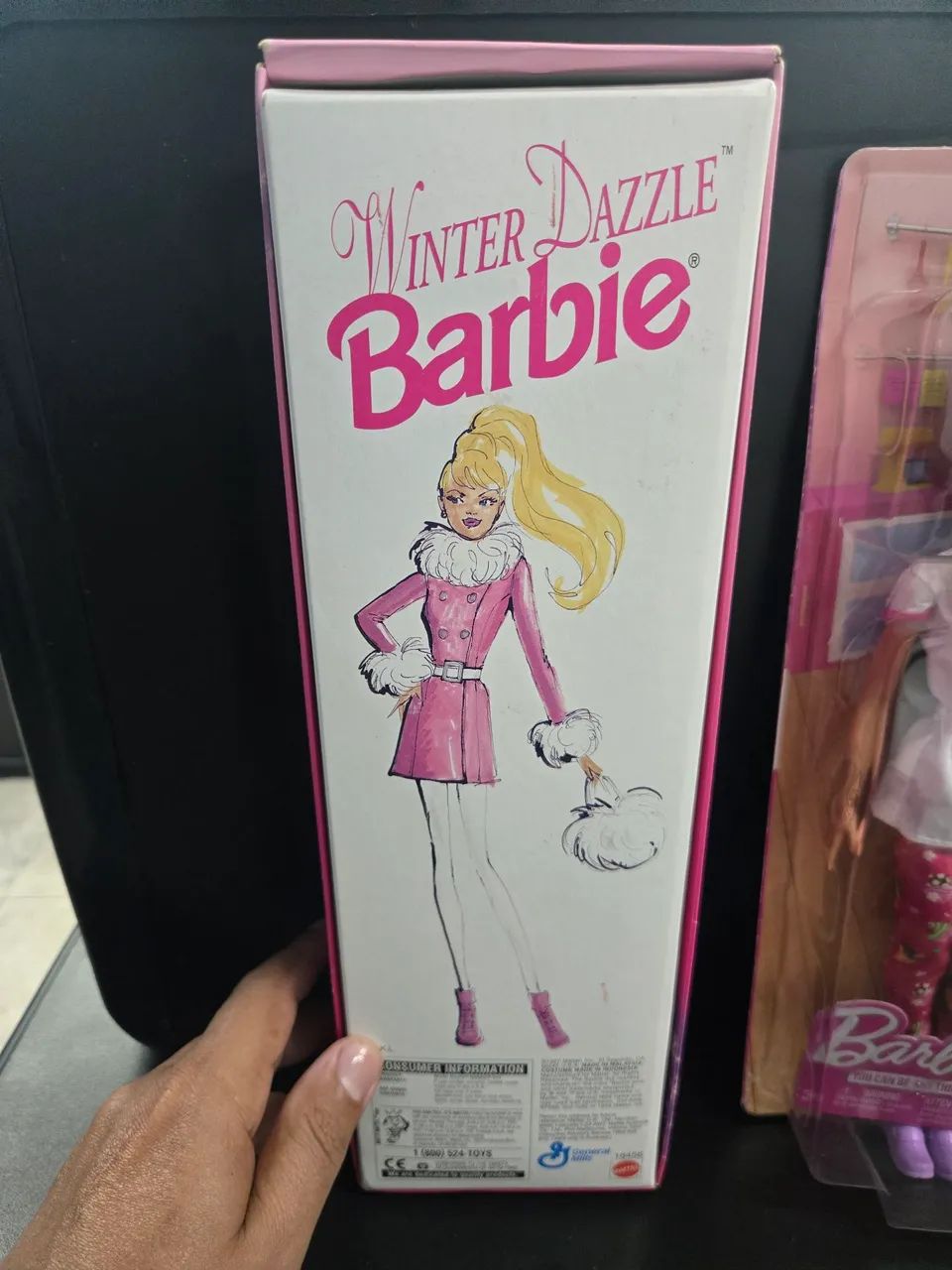 General Mills Barbie Winter Dazzle Barbie Doll (1997 - Brinquedos