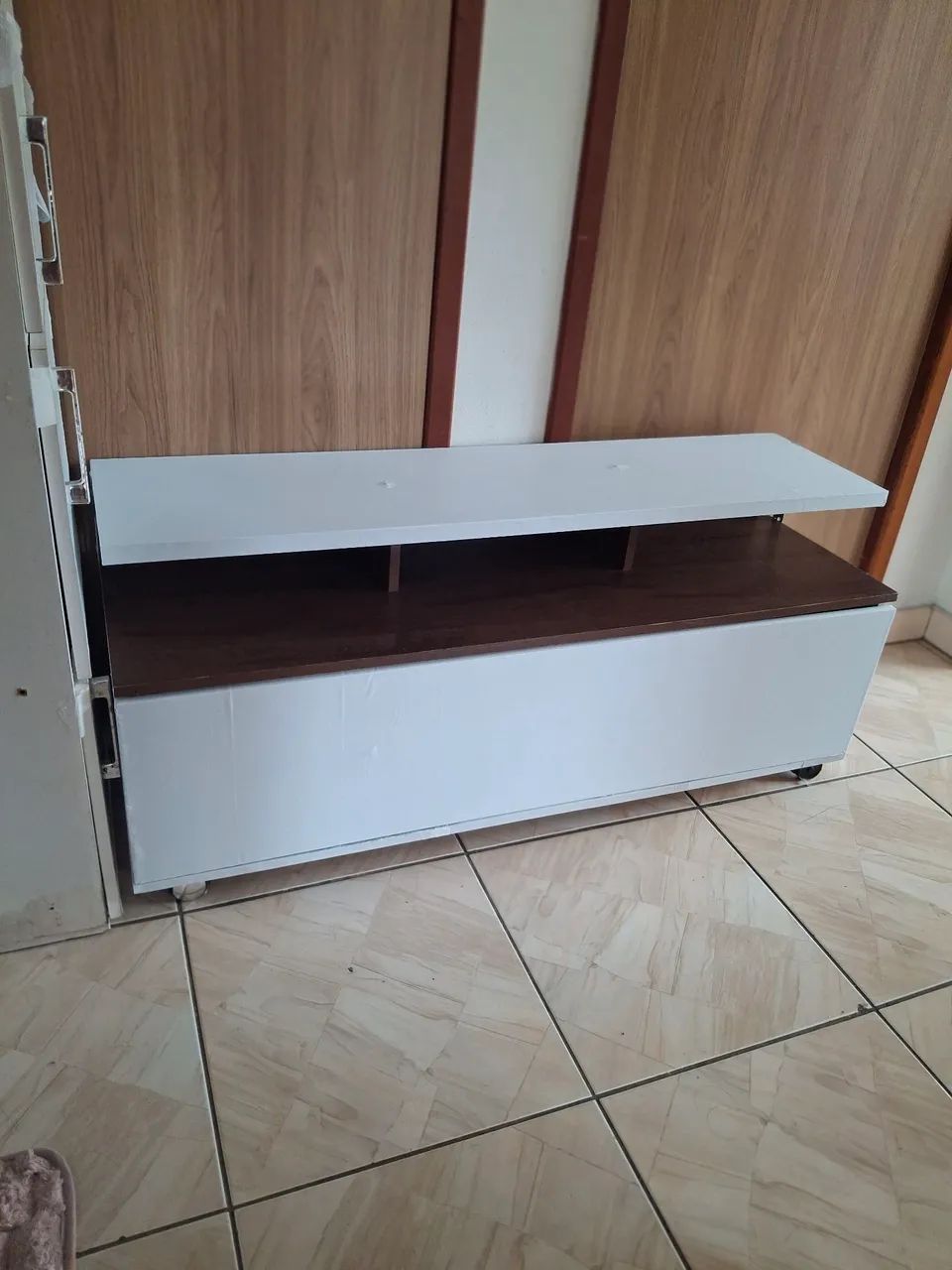 rack com abertura por toque