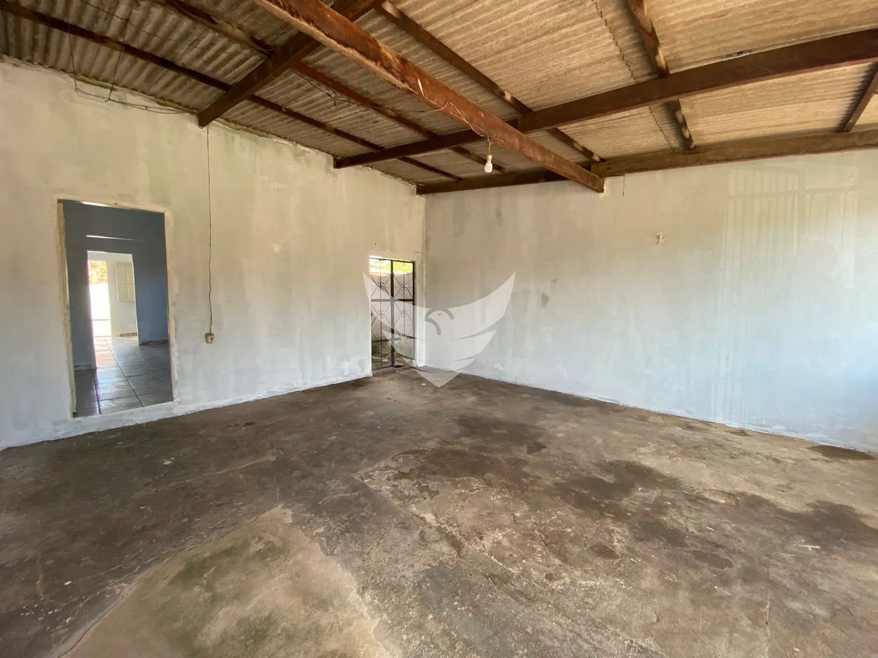 Casa a venda próximo a Av. Miguel Calmon