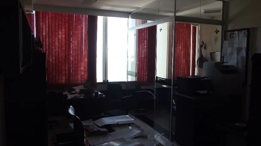 Sala comercial 36m2 - frente para o mar