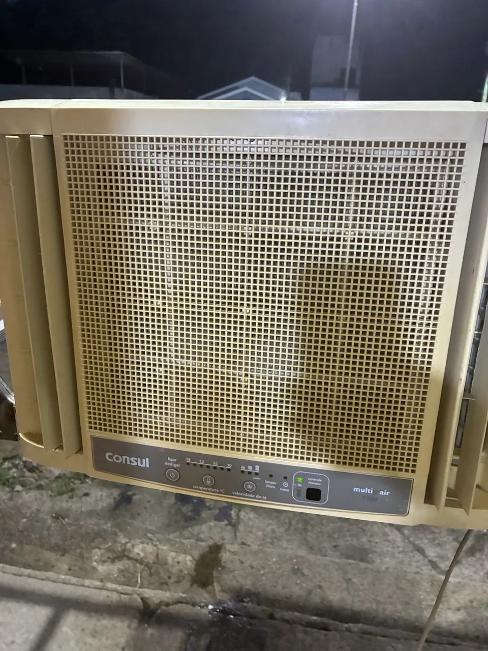 Vendo ar condicionado, 7.500 btus , funcionando perfeitamente  - Foto 2