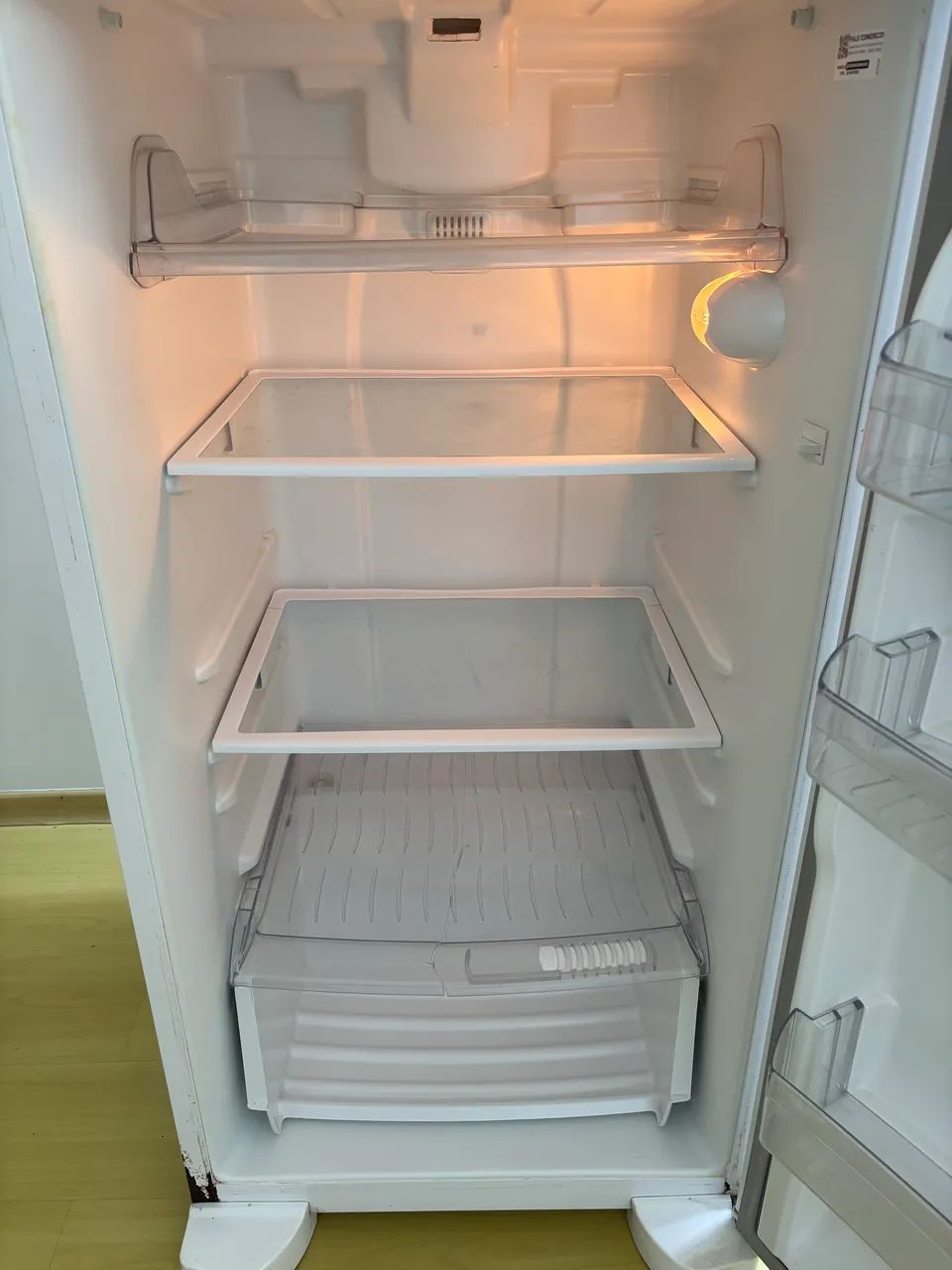 Refrigerador/Geladeira Brastemp Clean BRM39EB Frost Free Duplex 352L - Branco - 220V - Foto 3