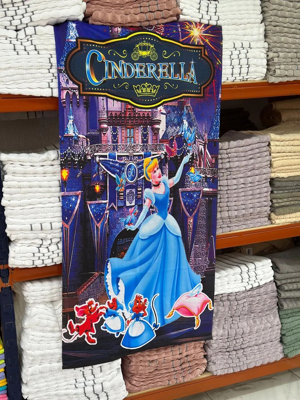 Toalha de personagem - Foto 5