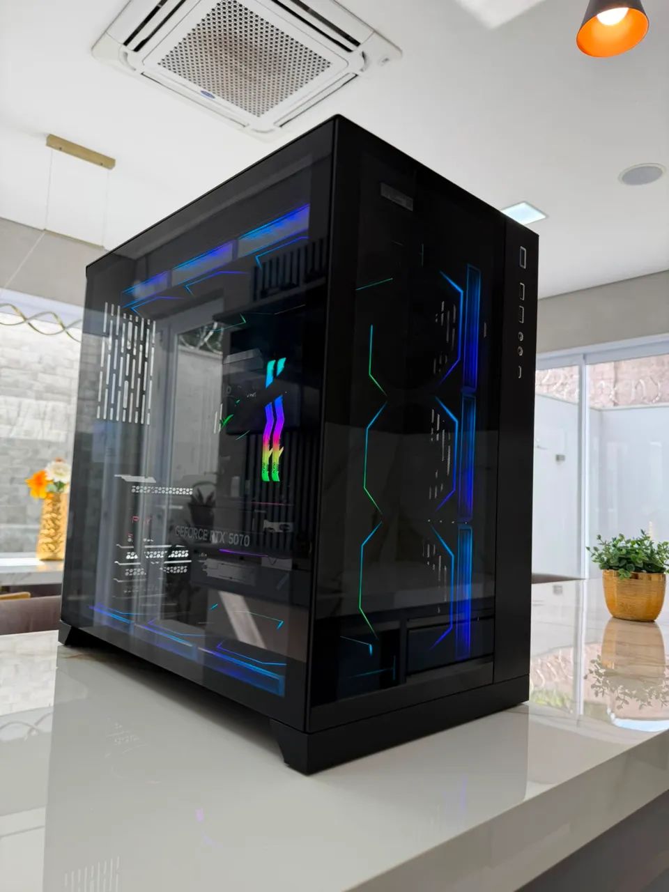 PC GAMER HIGH-END: Ryzen 7 7800X3D + RTX 5070 + Liquid ROG 360mm (Lian Li O11) + SSD 2TB