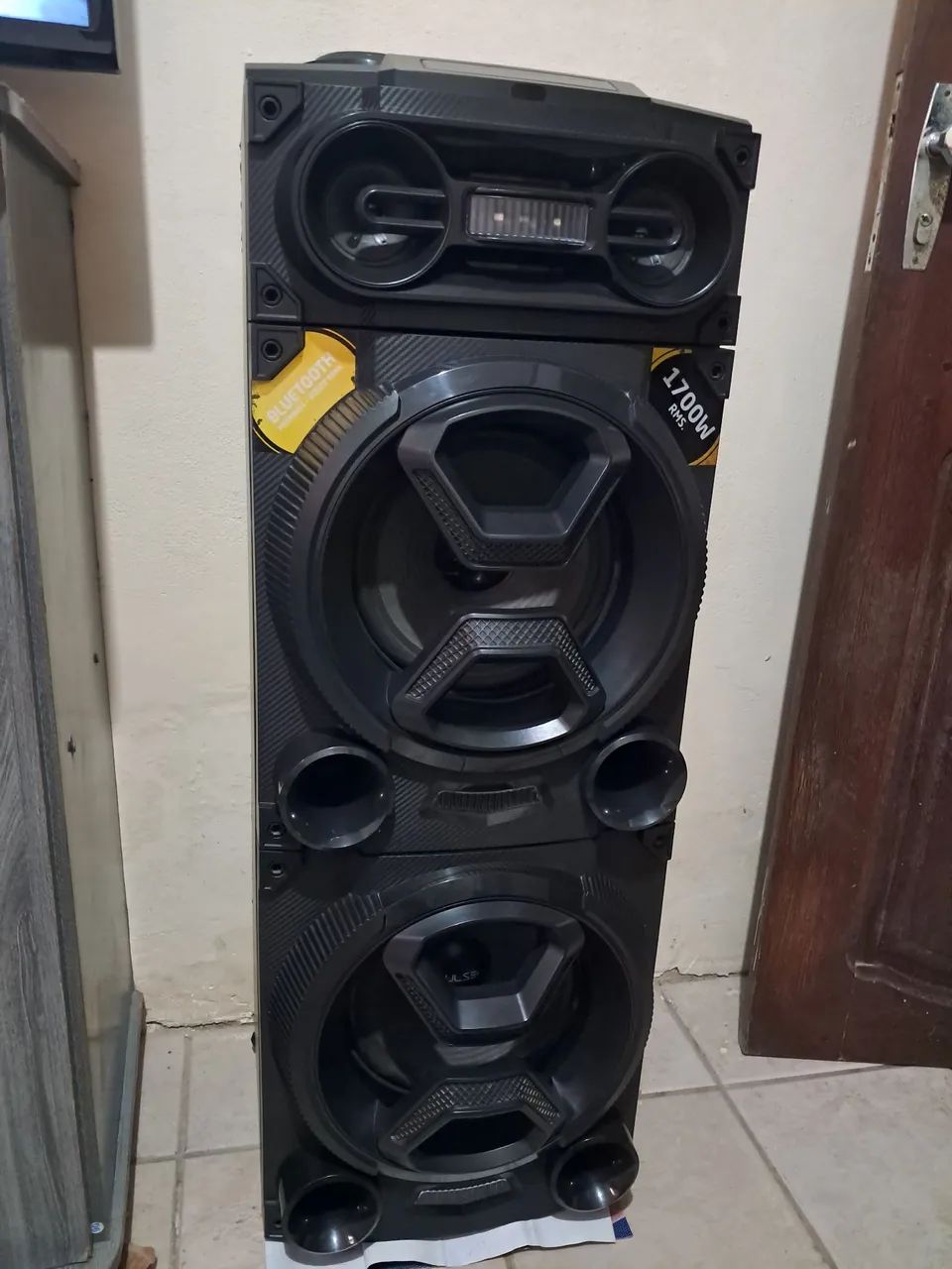 Vendo caixa torre da marca Pulse.1700W  - Foto 3