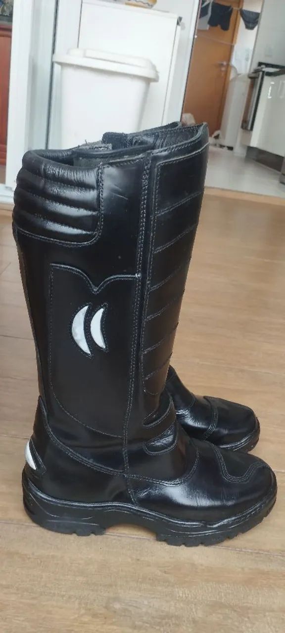 Bota de bombeiro  - Foto 2