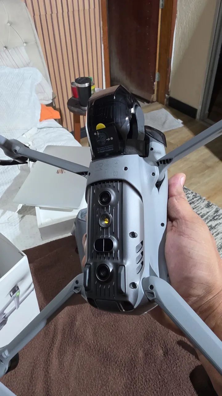 Drone profissional Air 3s combo/ tela novo - Foto 2