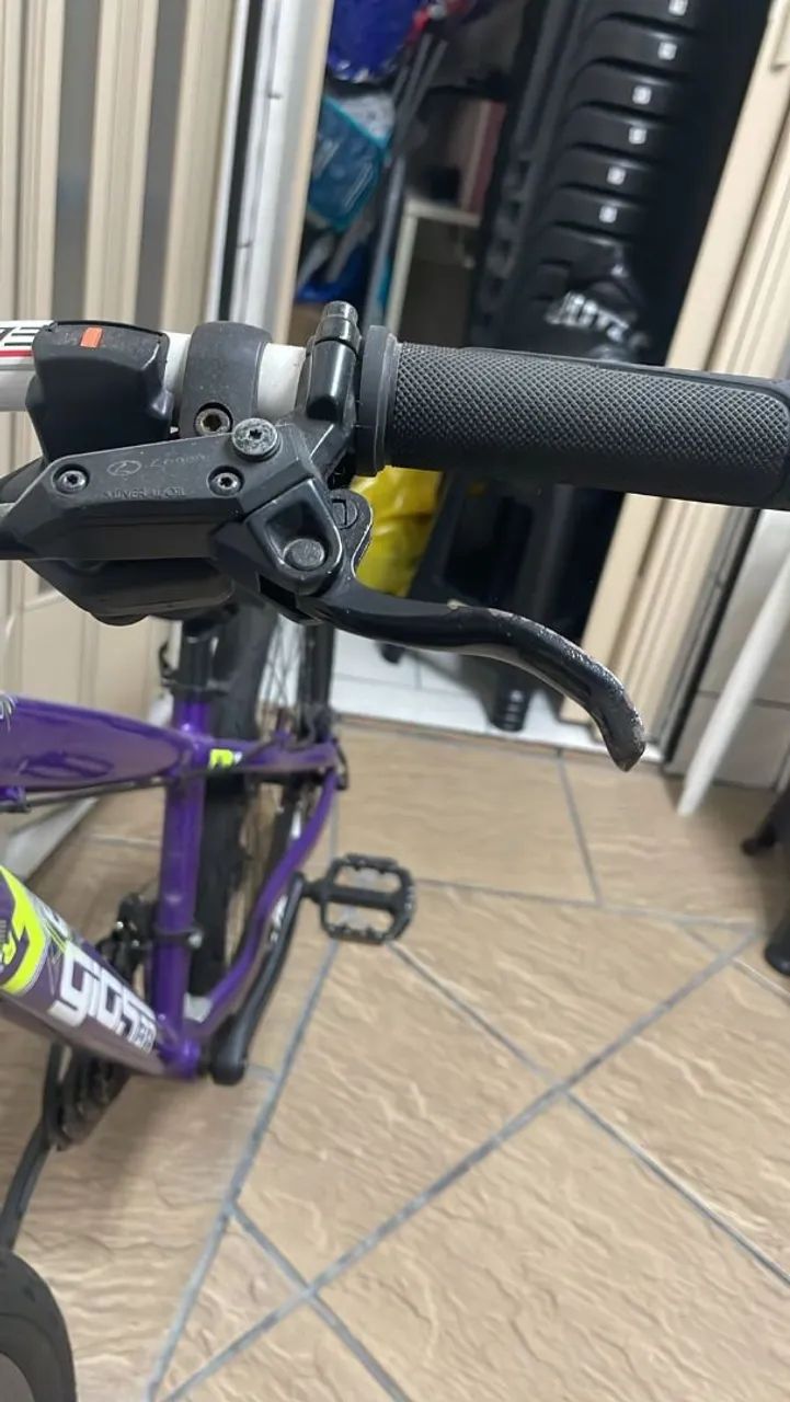 Bicicleta Gios BR aro 26 de alumínio roxa - Foto 4