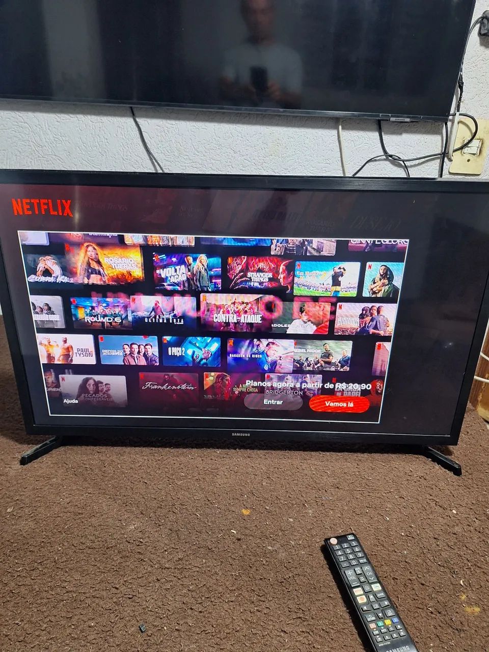 TV SMART SANSUNG TYZEM 32 POLEGADAS FUNCIONANDO PERFEITAMENTE SEM DETALHES ACEITO CARTÃO  - Foto 3