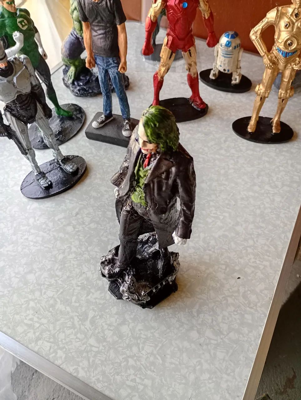 Coringa em resina colecionador  - Foto 2